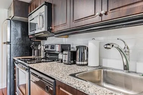 Apartment Fort York Residence Toronto Canada
